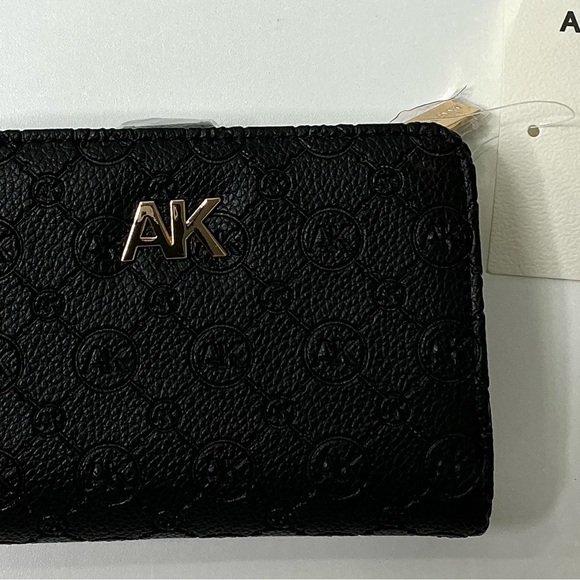 Anne Klein Wallet new - Picture 1 of 8